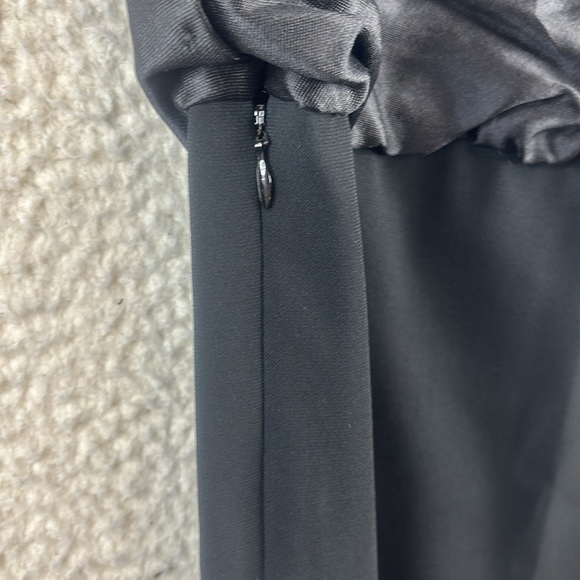 NWOT Moschino Womens Black Silk Blend Sleeveless V-Neck Blouson Dress Size 4 - Picture 10 of 13